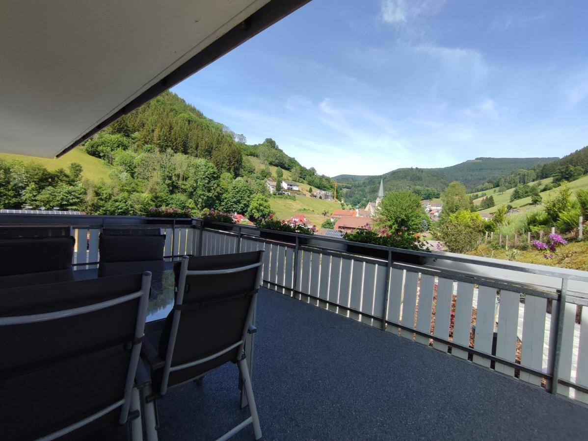 Steepleview House, Schwarzwaldblick Apartment - Spacious & Peaceful Bad Peterstal-Griesbach Bagian luar foto